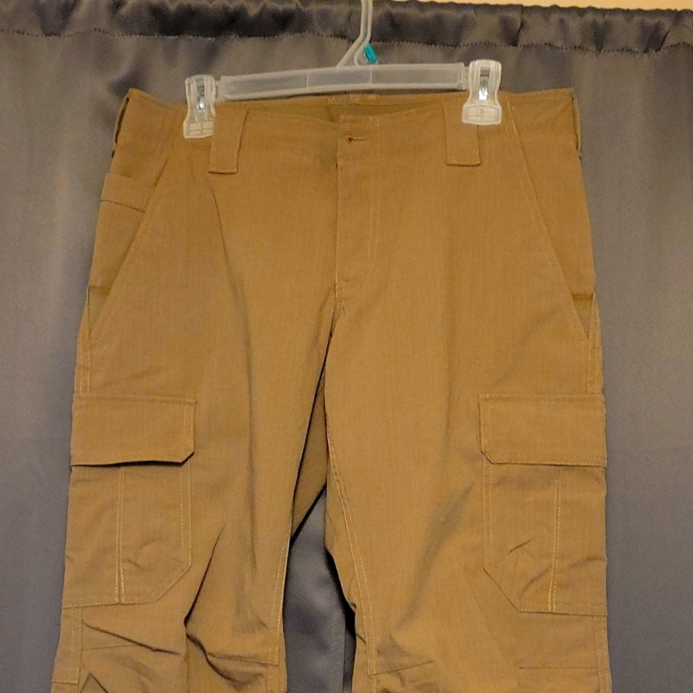 Under Armour Cargo Pants